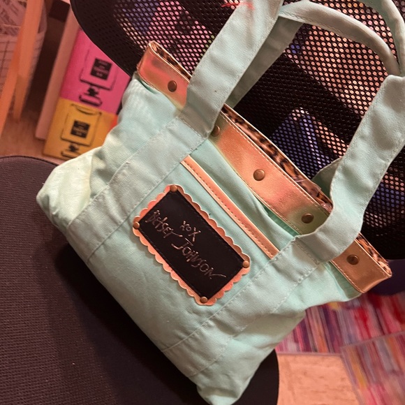 Betsey Johnson bag - Picture 6 of 6